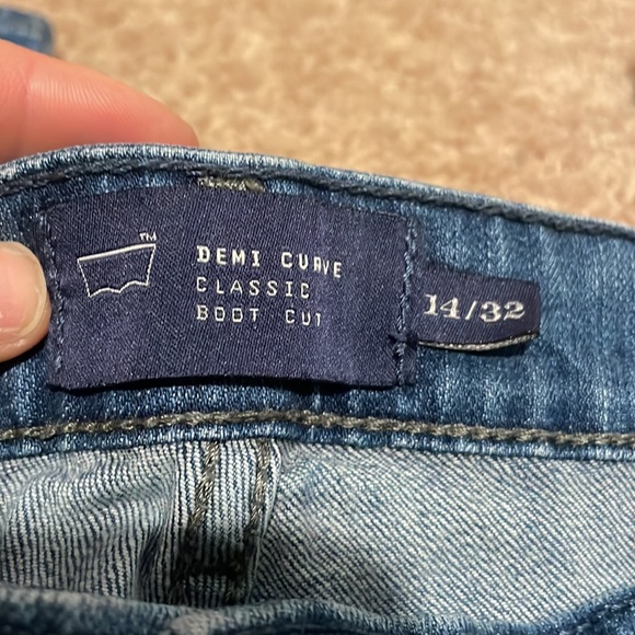 Levi’s Jeans - Picture 2 of 5